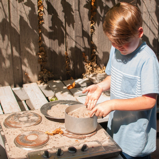 jeu libre enfant montessori